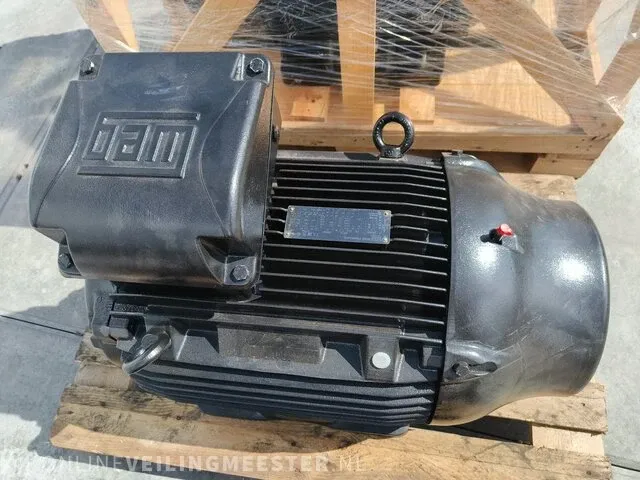 3x elektromotor 75 kw ongebruikt weg, w22 premium, zwart, bouwjaar 2018 - afbeelding 6 van  8