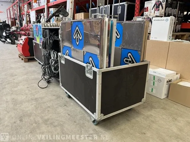 3x flightcase met dansplaten en muziekinstallatie - afbeelding 4 van  14