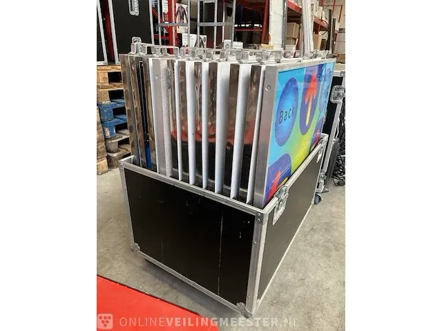 3x flightcase met dansplaten en muziekinstallatie - afbeelding 5 van  14