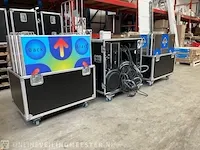 3x flightcase met dansplaten en muziekinstallatie