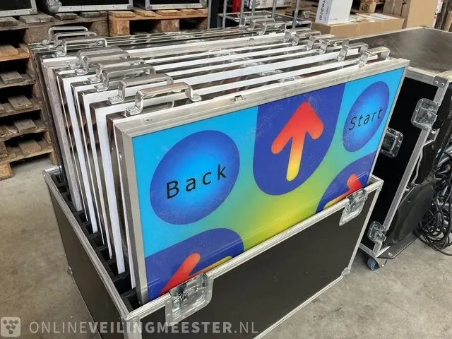3x flightcase met dansplaten en muziekinstallatie - afbeelding 7 van  14