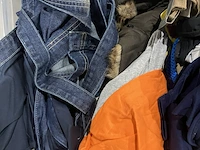 3x grote bakken kleding - afbeelding 5 van  8
