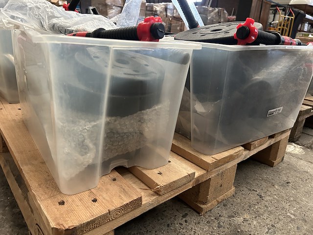 3x halterset met diverse halterschijven - afbeelding 2 van  6