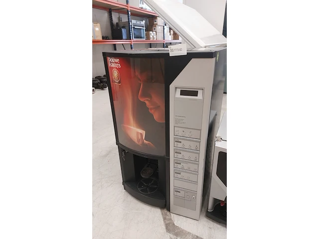 3x horeca koffie automaten, douwe egberts, celecta, animo - afbeelding 2 van  14