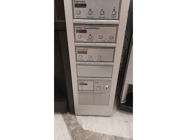 3x horeca koffie automaten, douwe egberts, celecta, animo - afbeelding 4 van  14