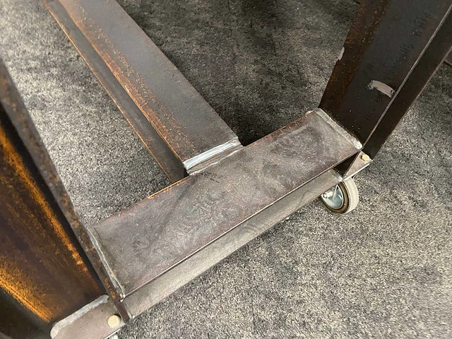3x industriële verrijdbare bartafel 140x70 - afbeelding 11 van  14
