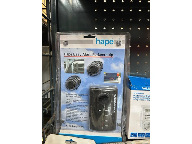 3x inhoud stellingvak diverse gadgets w.o. hapé, dunlop - afbeelding 2 van  15