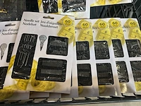 3x inhoud stellingvak diverse gadgets w.o. hapé, dunlop - afbeelding 13 van  15
