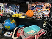 3x inhoud stellingvak met a-merk speelgoed w.o. jumbo, ycoo, mario kart, gear2play - afbeelding 4 van  8