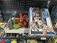 3x inhoud stellingvak met a-merk speelgoed w.o. nintendo switch, vtech, disney, jvc, clementoni - afbeelding 3 van  7