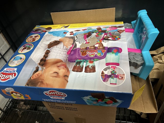 3x inhoud stellingvak met a-merk speelgoed w.o. vtech, ycoo, zuru x-shot, play-doh - afbeelding 8 van  10