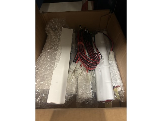 3x inhoud stellingvak w.o. deurbeslag en elektronica w.o. hoppe, slv, toolcraft, levivo - afbeelding 7 van  11