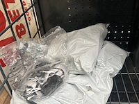 3x inhoud stellingvak w.o. juicemaker, vacuumcleaner, divers speelgoed w.o. keenray, perobuno - afbeelding 9 van  9