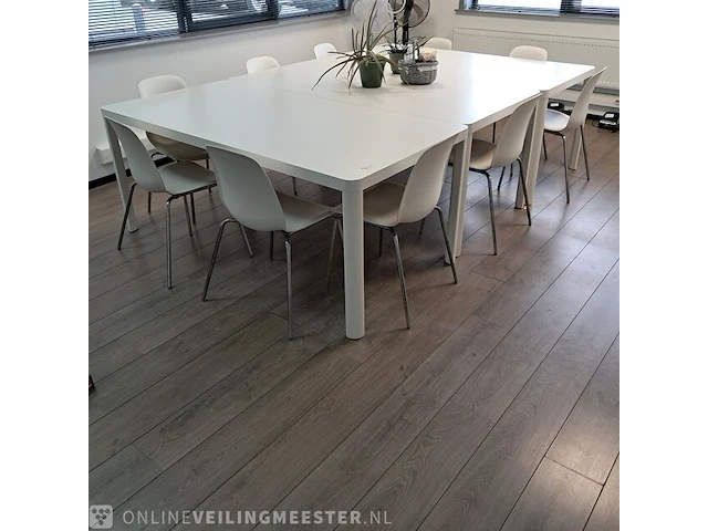 3x kantinetafel met 10x stoel - afbeelding 1 van  7