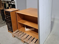 3x kast en 1x whiteboard - afbeelding 3 van  8
