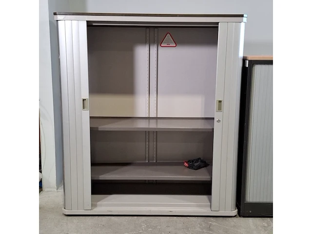 3x kast - afbeelding 9 van  17