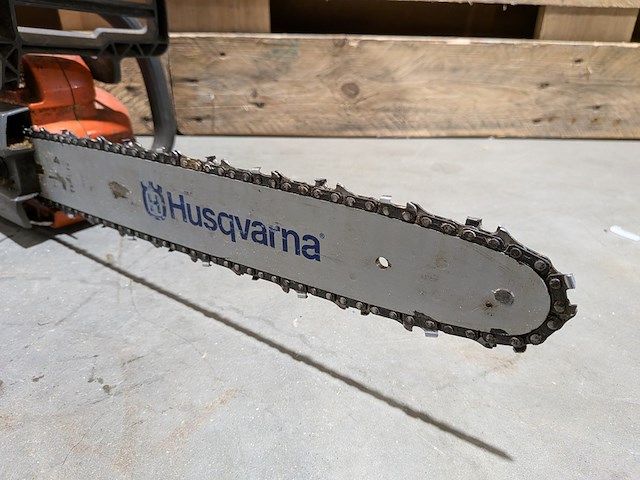 3x kettingzaag, husqvarna - afbeelding 7 van  15