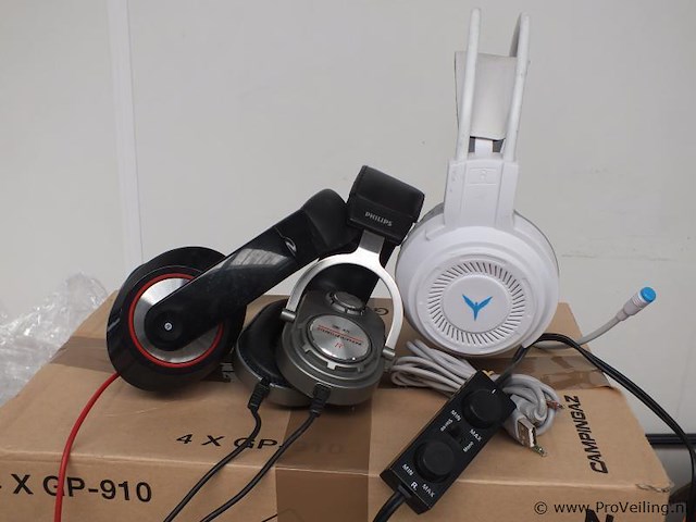 3x koptelefoon - afbeelding 1 van  1