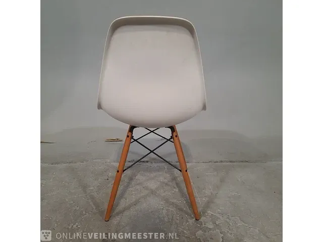 3x kuipstoel vitra, eames - afbeelding 7 van  9