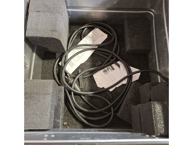 3x lamp in transportkist en 3x statief - afbeelding 9 van  10