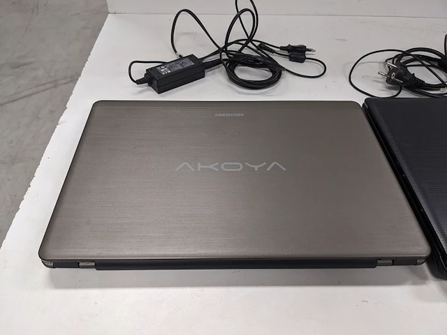 3x laptop, acer, asus en medion - afbeelding 23 van  27