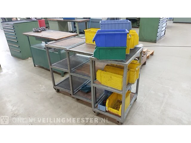 3x magazijnwagen met diverse magazijnbakjes - afbeelding 3 van  5