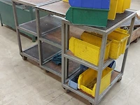 3x magazijnwagen met diverse magazijnbakjes - afbeelding 4 van  5