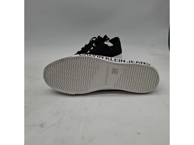 3x paar schoenen, maat 43, calvin klein - afbeelding 7 van  8