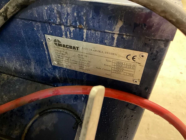 3x pallet acculaders en omvormers - afbeelding 2 van  11