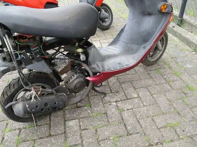 3x peugeot zentih (opknappers) - snorscooters - 2 tact - scooter - afbeelding 4 van  13