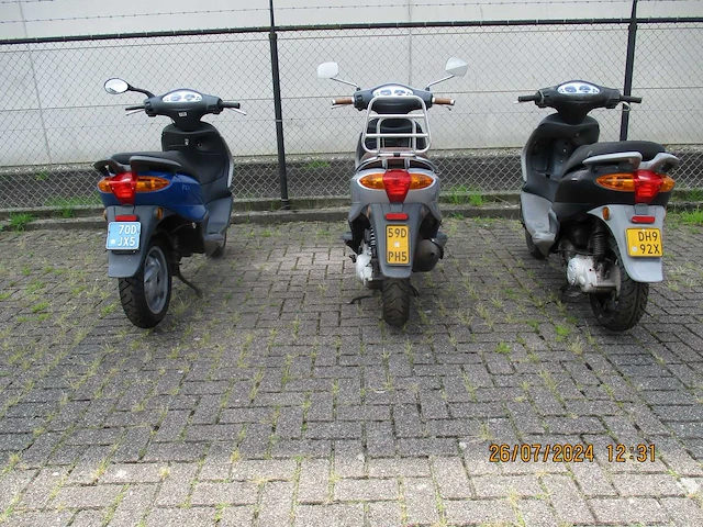 3x piaggio fly 2tact! - scooter - afbeelding 3 van  26