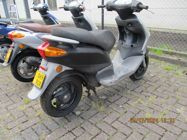3x piaggio fly 2tact! - scooter - afbeelding 7 van  26