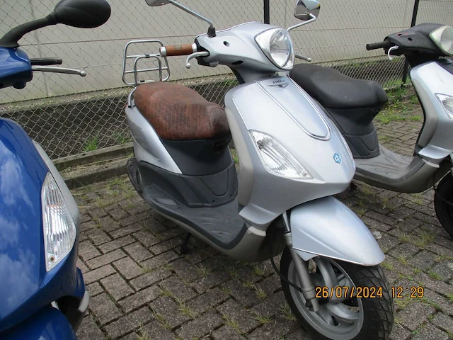 3x piaggio fly 2tact! - scooter - afbeelding 20 van  26