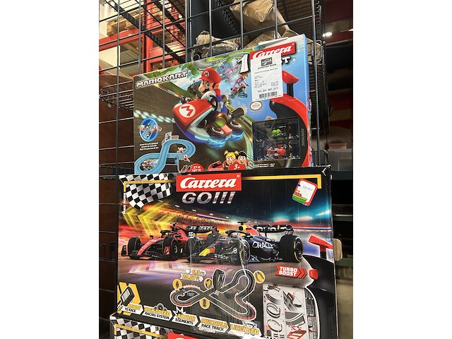 3x racebaan carrera, mario kart, f1 red bull/ferrari - afbeelding 3 van  5
