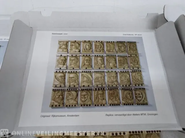3x replica dominospel met allegorische figuren - afbeelding 5 van  7