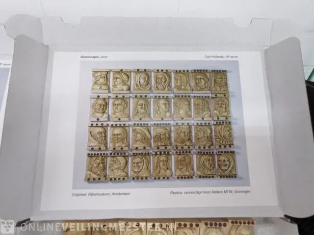 3x replica dominospel met allegorische figuren - afbeelding 7 van  7