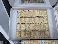 3x replica dominospel met allegorische figuren - afbeelding 2 van  7