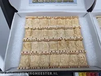 3x replica dominospel met allegorische figuren - afbeelding 2 van  7