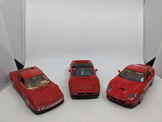 3x schaalmodel ferrari, 348, testarossa en 550 - afbeelding 2 van  8