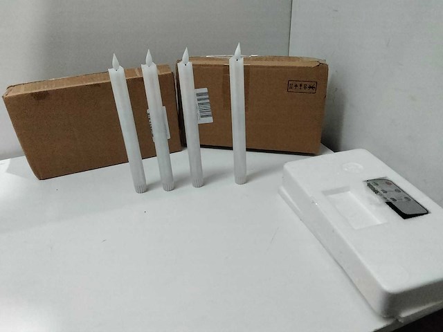 3x set van 4 waxkaarsen met led en afstandsbediening. - afbeelding 1 van  4