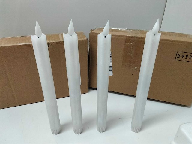 3x set van 4 waxkaarsen met led en afstandsbediening. - afbeelding 2 van  4