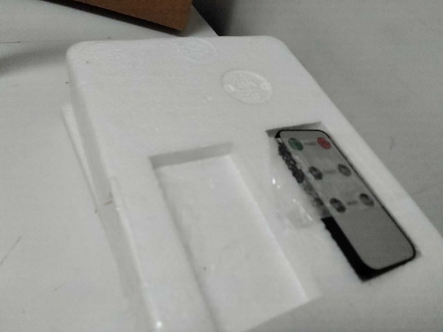 3x set van 4 waxkaarsen met led en afstandsbediening. - afbeelding 3 van  4