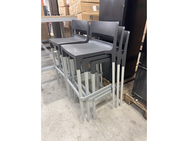 3x statafel met 6x barkruk - afbeelding 4 van  9