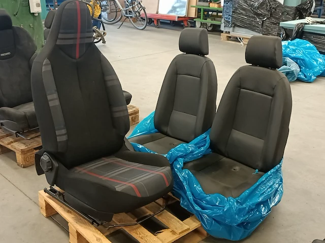 3x stoel - afbeelding 1 van  9