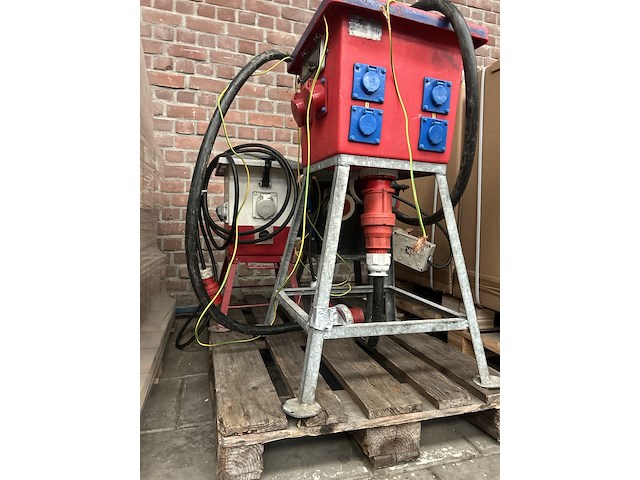 3x stroompaddestoel/verdeelkast - afbeelding 4 van  11