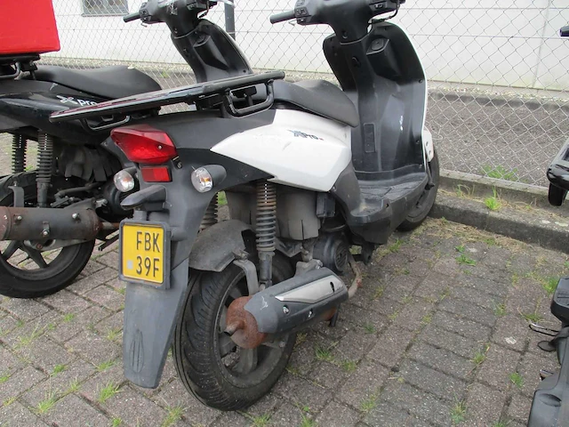 3x sym x pro - bromscooter - scooter - afbeelding 2 van  17
