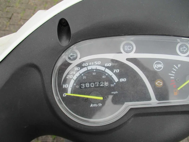 3x sym x pro - bromscooter - scooter - afbeelding 8 van  17