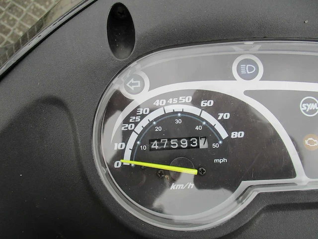 3x sym x pro - bromscooter - scooter - afbeelding 9 van  17