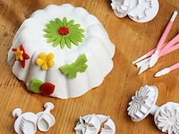 3x taarten decoratieset/fondant uitsteekvormen met modelleergereedschap 46-delig levivo - afbeelding 2 van  4