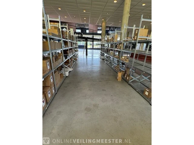 3x tafellamp en 2x hanglamp zuiver, gio en mora(2x), chroom en wit - afbeelding 9 van  12